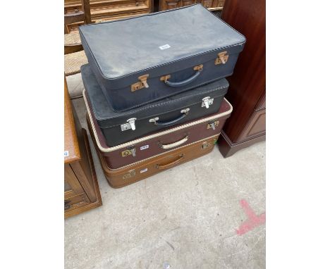 TWO ANTLER AND A FURTHER TWO VINTAGE SUITCASES 