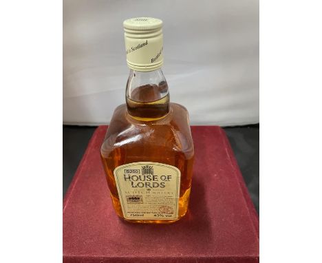 A 750 ML BOTTLE OF HOUSE OF LORDS BLENDED SCOTCH WHISKEY 43% VOL 