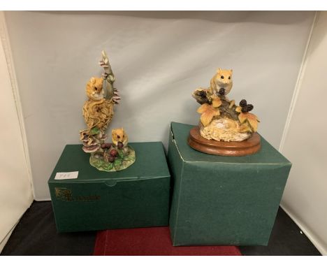 TWO TEVIOTDALE CERAMIC FIGURINES DEPICTING MICE WITH BOXES (NOT GUARANTEED MATCHING) 