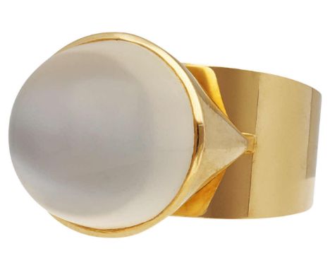 Mondstein-RingOpulenter Designer-Ring in Gelbgold 18K mit einem adularisierenden Mondstein-Cabochon von sehr guter Qualität c