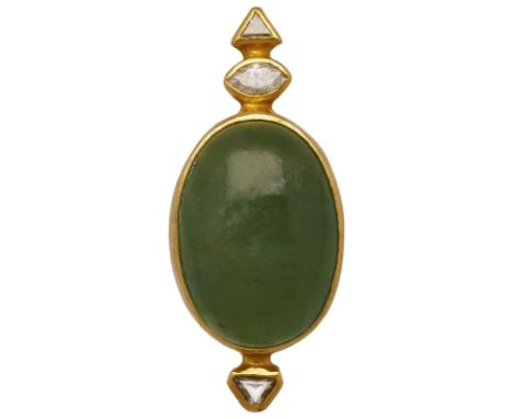 Smaragd-Diamant-Ring von ZobelPrunkvolles Schmuckstück in Gelbgold 18K, signiert Zobel.Mit einem Smaragd-Cabochon von ca. 70 