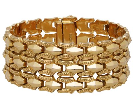 Gold-ArmbandFormvollendeter Hingucker in Gelbgold 18K mit rautenartigen Gliedern im Wechsel poliert oder mit Punzen/Granulati