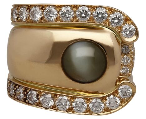 Chrysoberyll-RingStilvoller Ring in Handarbeit gefertigt in Gelbgold 18K.Im Zentrum ein Chrysoberyll-Katzenauge von ca. 3 ct 