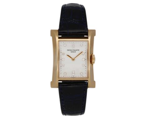 (*) PATEK PHILIPPE DamenarmbanduhrLady's wristwatch "Pagoda" limited edition of 150 pieces, 1997,in Roségold 18K mit polierte