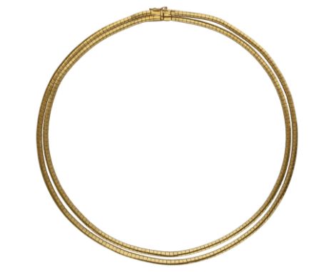 Gold-CollierSchöner Blickfang in Gelbgold 18K, doppelreihig poliert mit Kastenschloss.Länge 43 cm, 40,1 g.