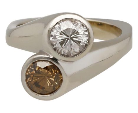 Brillant-RingZeitloser "Toi et moi" Ring in Weissgold 18K mit einem Brillanten von ca. 0,75 ct(champagner/SI) und einem weite