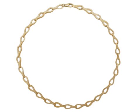 Gold-CollierSehr schöne Handarbeit in Gelbgold 18K.Originelles Design mit zarter Struktur und Karabiner-Verschluss.Länge 51 c