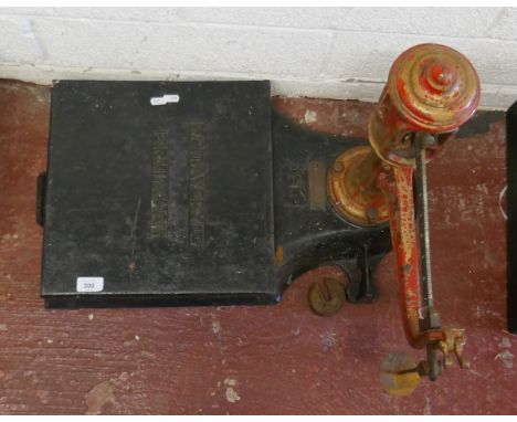 Avery platform scales 