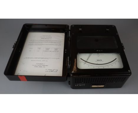 Vintage bakelite volt meter 
