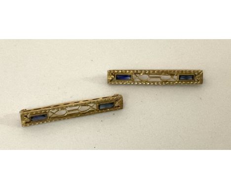 2 1930s 14ct gold and sapphire set American bar brooches. 3.3cm.