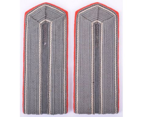 M.15 Prussian NCO’s Slip-On Shoulder Boards in field grey with red piping and thick tress to the tops of the boards. Complete
