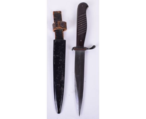Imperial German Fighting Knife, overall length 27cms. Absolutely superb blade with all cross grain finish, all steel crossgua