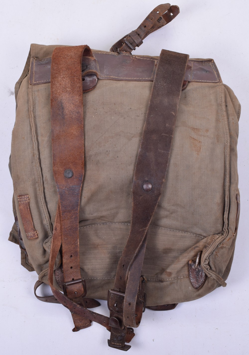 WW1 German Soldiers Tornister (Backpack) With Mess Tin Set, all canvas