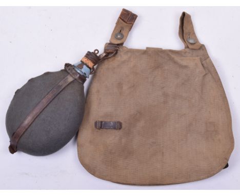 WW1 German Bread Bag and Water Bottle Set, heavy duty canvas enlisted ranks bread bag, all leather fittings complete, metal b