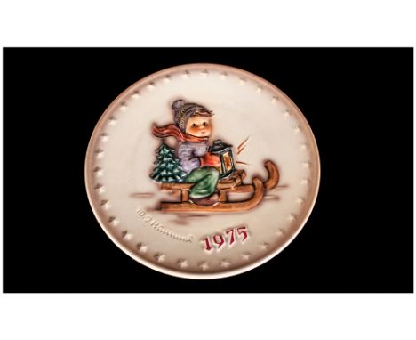 M. J. Hummel 5th Annual Plate, Date 1975 ' Ride Into Christmas ' Number 268. Hand Painted and Hand Crafted. Diameter 7.5 Inch