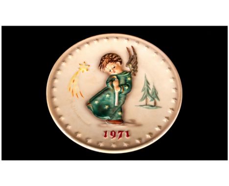 M. J. Hummel - Rare Annual Plate, Date 1971 ' Heavenly Angel ' Number 264. New In Original Box. 7.5 Inches Diameter. 