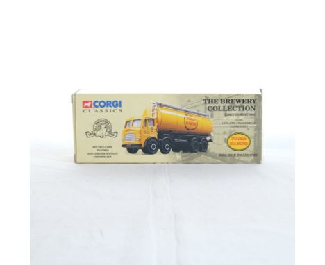  Corgi Leyland Cylindrical Tanker Set - Double Diamond | Scale: 1:50 | Model Code: 24302 | Certificate: No | Lot Condition: G