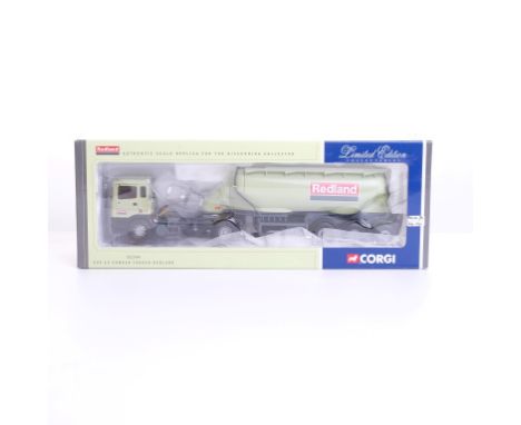  Corgi ERF EC Powder Tanker - Redland | Scale: 1:50 | Model Code: CC11904 | Certificate: Yes | Lot Condition: Good | Mirrors: