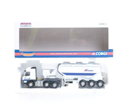  Corgi Volvo FM Feldbinder Tanker - Cemex | Scale: 1:50 | Model Code: CC13518 | Certificate: Yes | Lot Condition: Good | Mirr