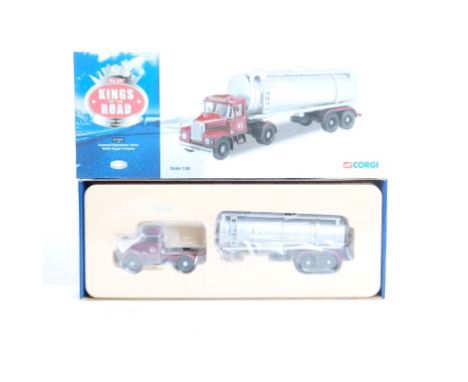  Corgi Scammell Highwaymand Tanker - British Oxygen Company | Scale: 1:50 | Model Code: CC10701 | Certificate: Yes | Lot Cond