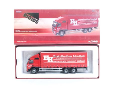  Corgi Volvo FM Curtainside Lorry - Highland Haulage | Scale: 1:50 | Model Code: CC13521 | Certificate: Yes | Lot Condition: 