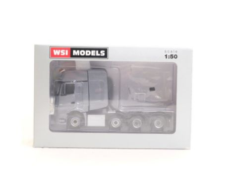  WSI MB Actros MP4 Giga Space SLT 8x4 - WSI Premium Line | Scale: 1:50 | Model Code: 04-1149 | Certificate: No | Lot Conditio