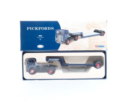  Corgi ERF V Low Loader - Pickfords | Scale: 1:50 | Model Code: CC10202 | Certificate: Yes | Lot Condition: Good | Mirrors: Y