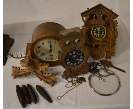1930s mantle clock, owl clock and a small cuckoo clock (af)