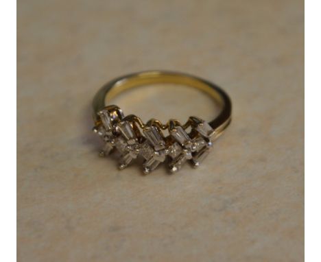 9ct gold baguette & princess cut diamond ring, Ring Size M