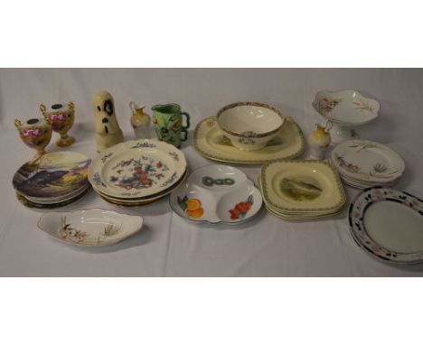 Various ceramics including Royal Worcester and collectors plates