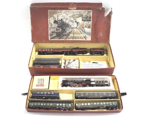 A Marklin HO Railways 3148 train set, boxed