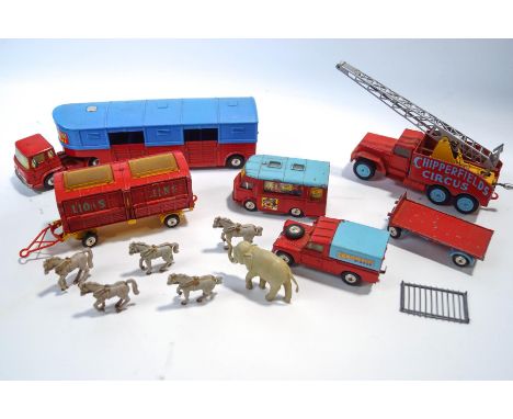 Various Corgi Chipperfields Circus vehicles and animals, comprising an animal cage, truck, articulated horse box, Smith's Kar