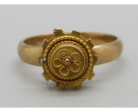 A 9ct gold ring, 2.7g, L 