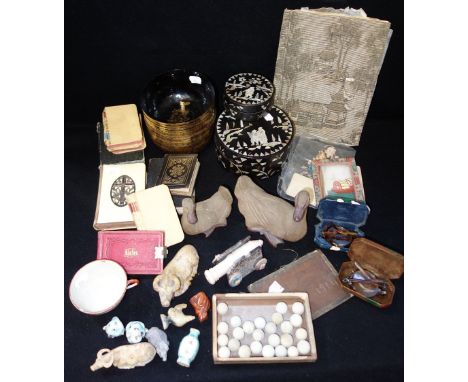 AN ORIENTAL MOTHER OF PEARL INLAID BOX, a collection of lacquered bowls, two Oriental ceramic ducks, prayer books and sundrie