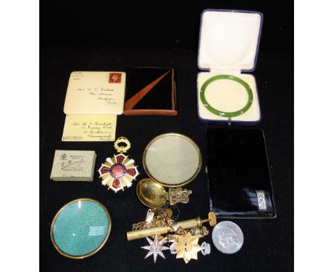 AN ENAMEL AND GILT LONDON &amp; PARIS EXHIBITION 1908 MEDAL, a cigarette perfumer and other small collectables