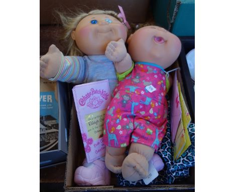 TWO CABBAGE PATCH KIDS, 'Rileigh Green' and 'Sofia Madeline' with certificates