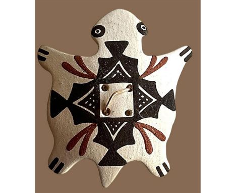 1 Large 21st century button by Eileen Yatsattie of New Mexico. Here is a wonderful example of her work of a realistic shaped 