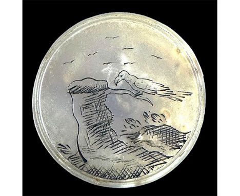 1 Large 18th century ink filled scenic button with a bird. This finely hand engraved pearl from the late 18th century shows a