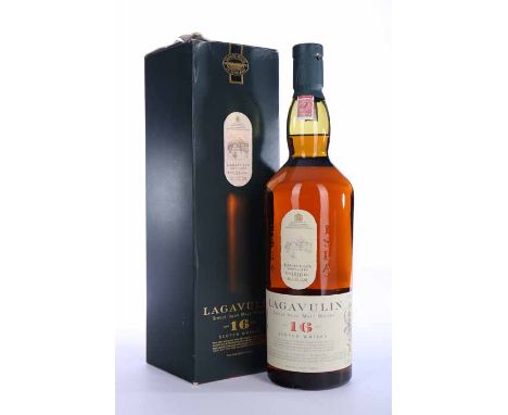 LAGAVULIN AGED 16 YEARS WHITE HORSE DISTILLERS 
Islay Single Malt Scotch Whisky. Distilled by White Horse Distillers. 1 L, 43