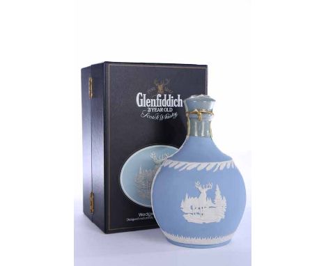 GLENFIDDICH 21 YEAR OLD
Pure Malt Scotch Whisky in centenary limited edition Wedgewood Jasper decanter. 750ml, 43% volume, in
