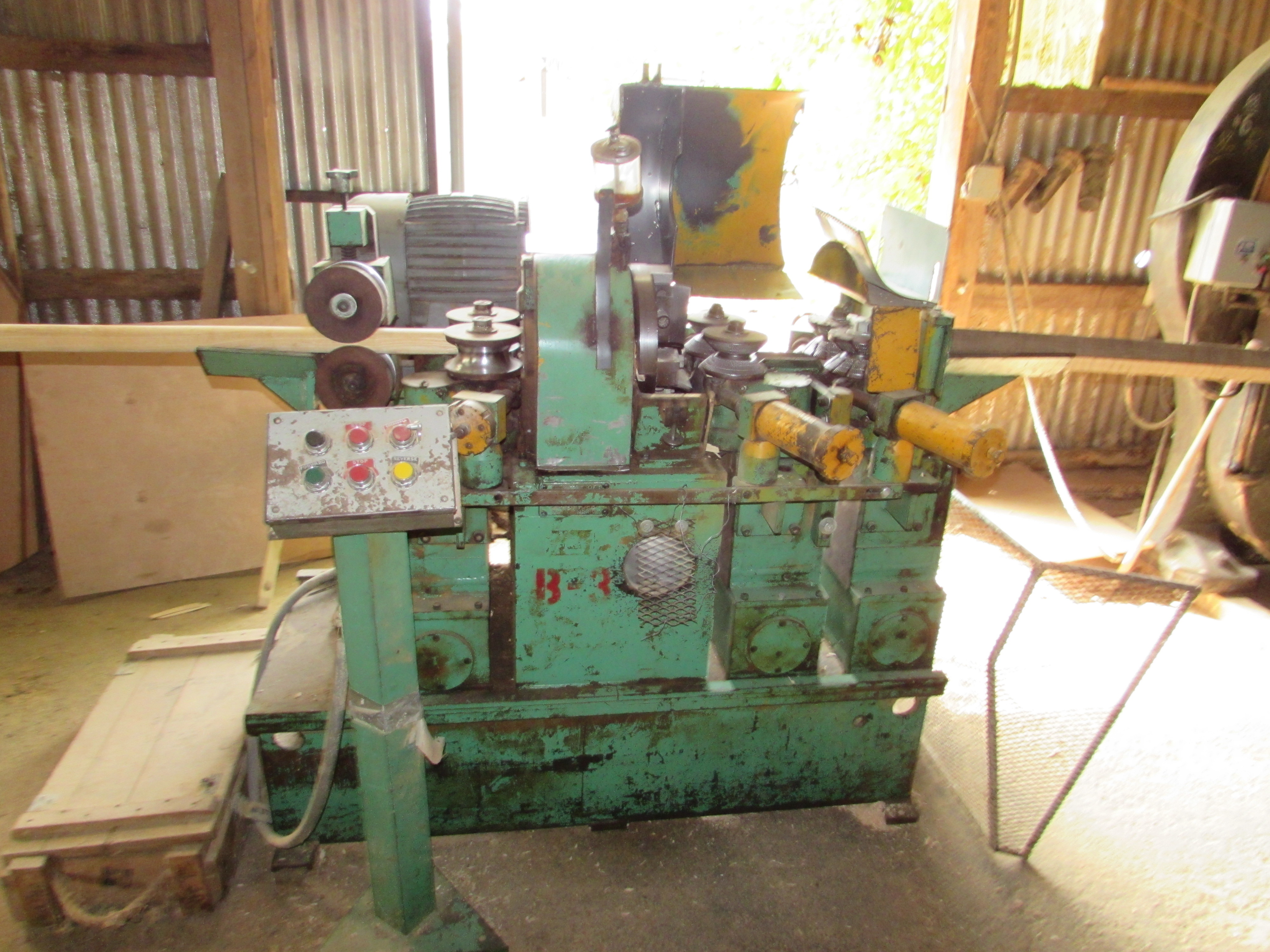 HAWKER DOWEL MACHINE 25HP MDL 3000