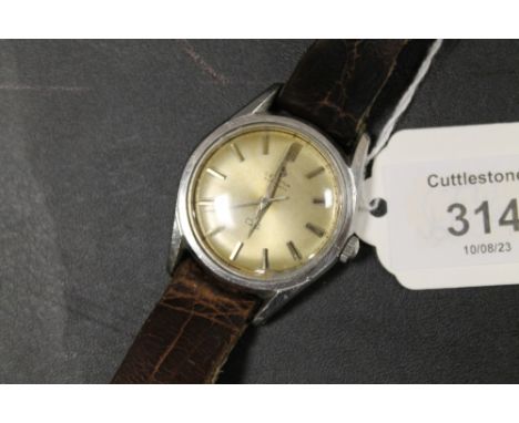 A VINTAGE CERTINA WRISTWATCH