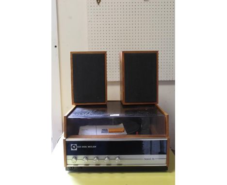 A VINTAGE VAN DER MOLEN SONIC 55 RECORD PLAYER WITH GARRARD MODEL 2025 TC TURNTABLE AND SPEAKERS