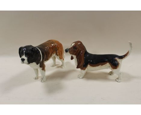 BESWICK MODEL OF A ST BERNARD 'CORNA GARTH STROLLER TOGETHER WITH A BASSETT HOUND (2)