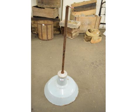 Enamelled pendant light fitting