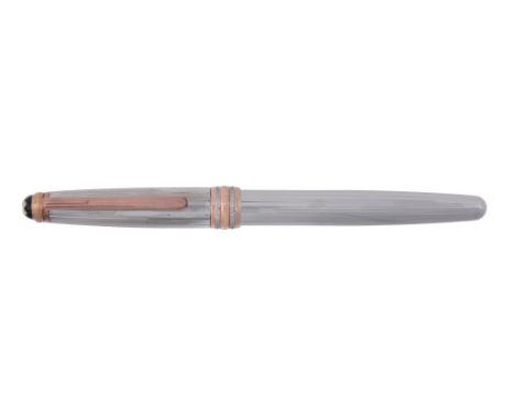  Montblanc, Meisterstuck Solitaire 162, 75th Anniversary limited edition rollerball pen,   issued in 1999, with pin stripes t
