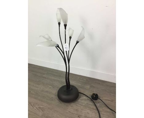 MODERN TABLE LAMPwith six frosted glass flower shaped shades