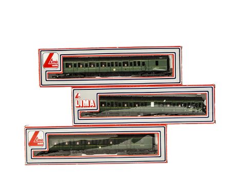 Lima 00 Gauge  BR WR green 3-Car DMU Set,  comprising Motor Car, Trailer and Centre coach, all in original individual boxes, 