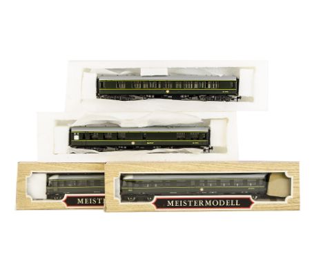 A Liliput/Trix 00 Gauge 4-Car Trans-Pennine Set, comprising Power and Trailer Cars in original Liliput window boxes and 1025B