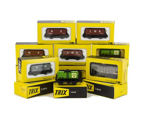 Trix Twin Railway OO Gauge boxed Plastic Freight Stock: including Open Wagons ref 1631 (2), 1632 (2), 1633, 1634 (2) grain wa